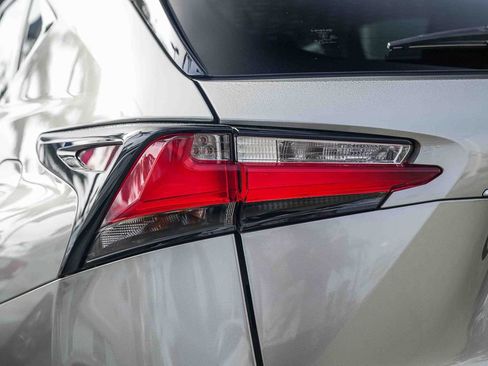 Used 2016 Lexus NX 200t FWD image 9