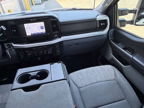 Used 2025 Ford F350 XLT w/ FX4 Off-Road Package AWD/4WD image 25