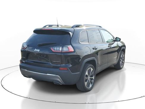 Used 2022 Jeep Cherokee Limited w/ Elite Package AWD/4WD image 3