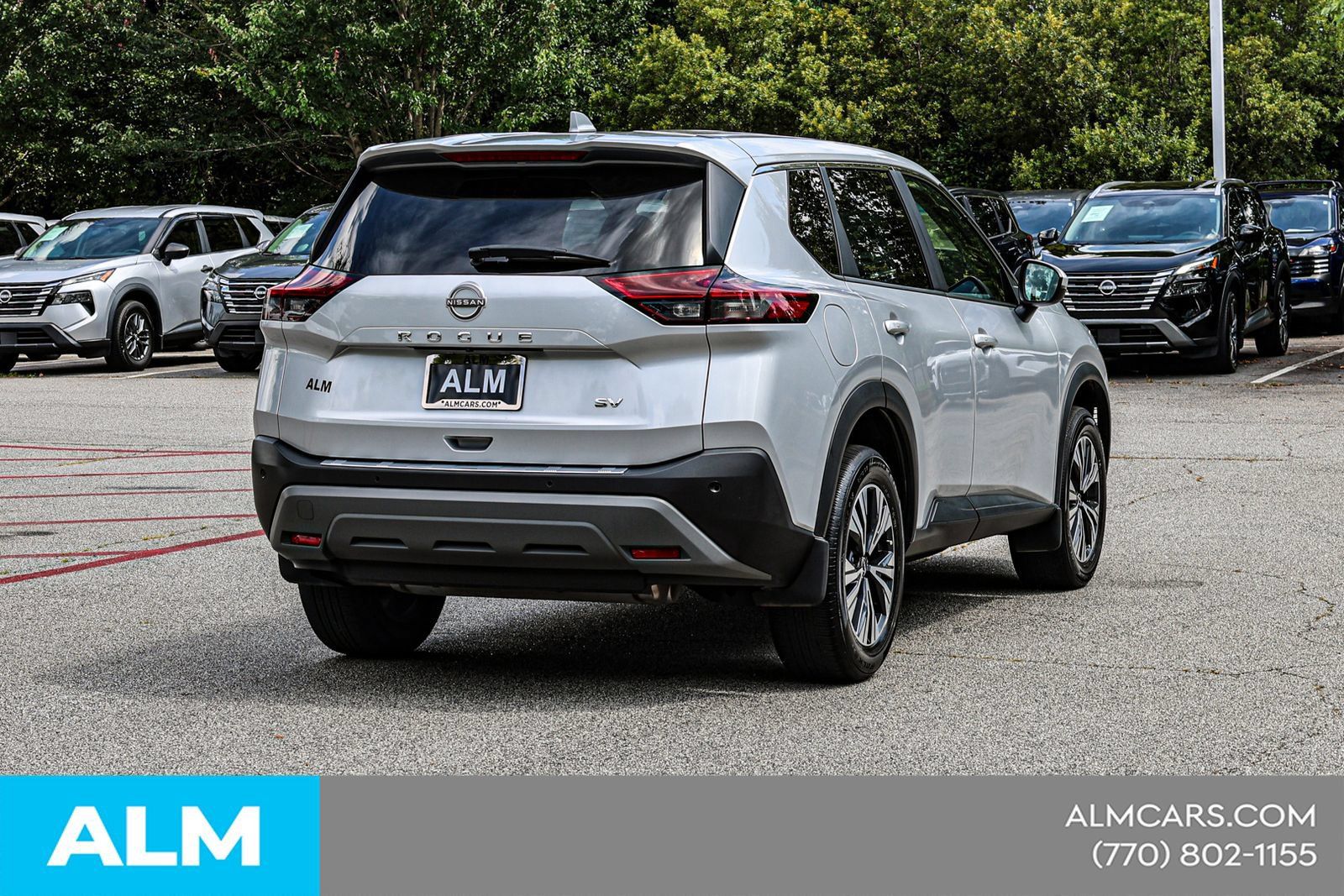 Used 2023 Nissan Rogue SV FWD image 6