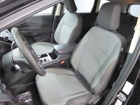 Used 2018 Ford Escape S image 19