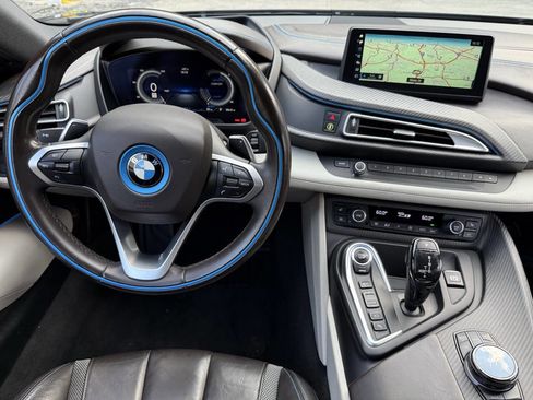 Used 2019 BMW i8 Coupe image 4
