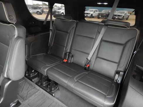 Used 2024 Chevrolet Suburban Premier w/ Max Trailering Package image 14