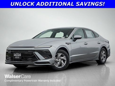 New 2026 Hyundai Sonata SE image 1