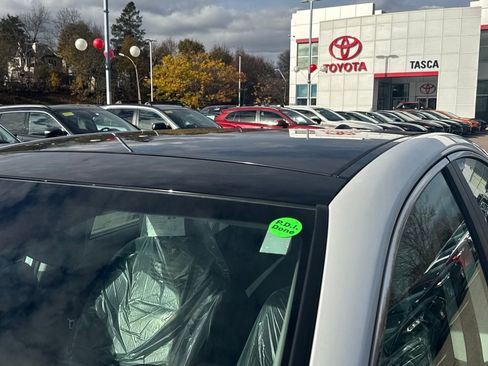 New 2026 Toyota Camry XLE image 17