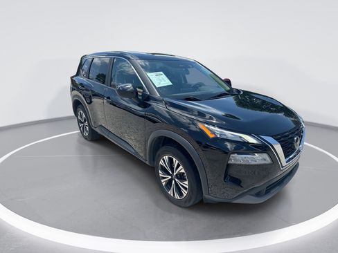 Used 2023 Nissan Rogue SV FWD image 3