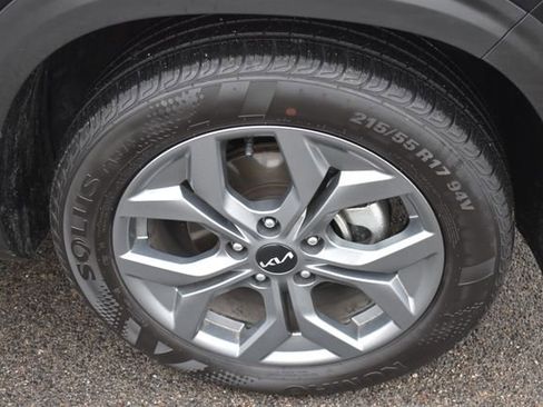 Certified 2026 Kia Seltos LX image 12