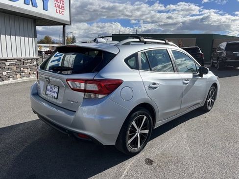 Used 2019 Subaru Impreza 2.0i Premium image 16