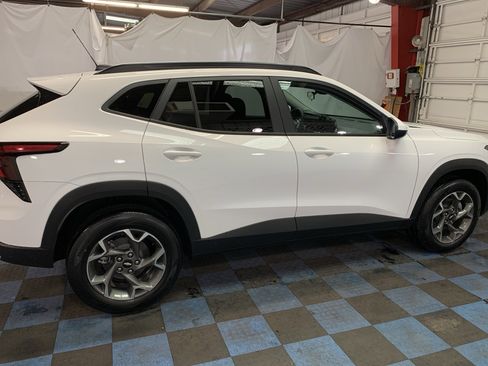 New 2026 Chevrolet Trax LT image 5