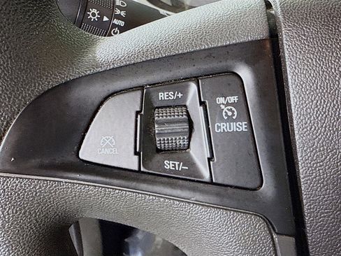 Used 2017 Chevrolet Equinox LS image 14