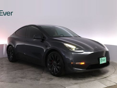 Used 2024 Tesla Model Y Performance AWD/4WD image 13