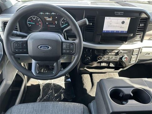 New 2026 Ford F250 XLT w/ FX4 Off-Road Package image 11