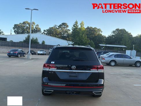Used 2023 Volkswagen Atlas SE FWD image 3