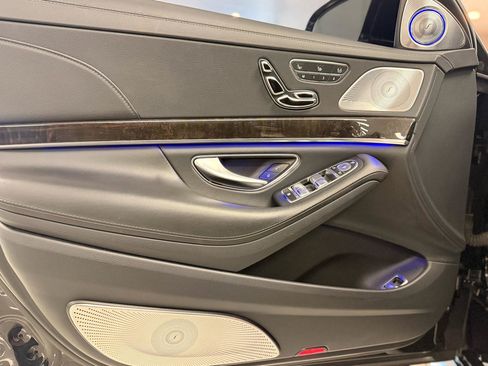 Used 2015 Mercedes-Benz S 63 AMG 4MATIC Sedan image 9