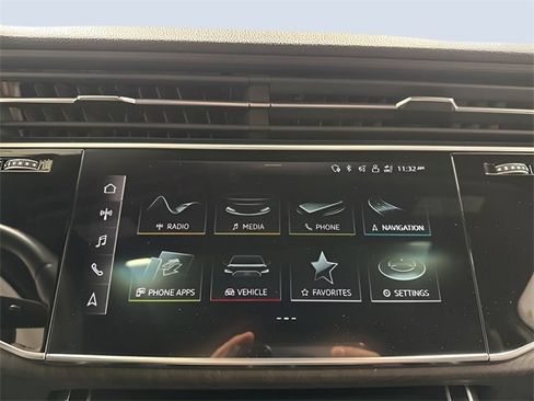 Used 2023 Audi Q7 3.0T Prestige image 19