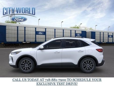 New 2024 Ford Escape SE image 3