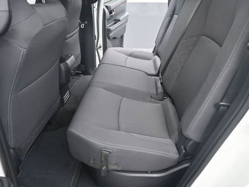 Used 2024 Toyota Tacoma SR5 AWD/4WD image 23