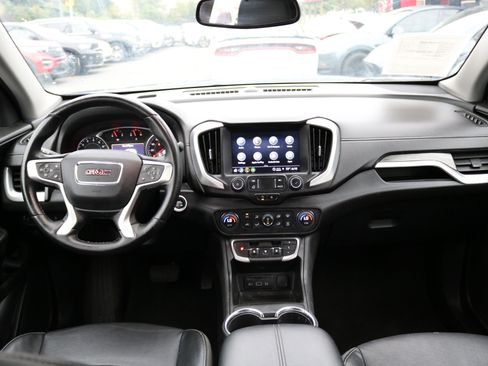 Used 2023 GMC Terrain SLT image 30