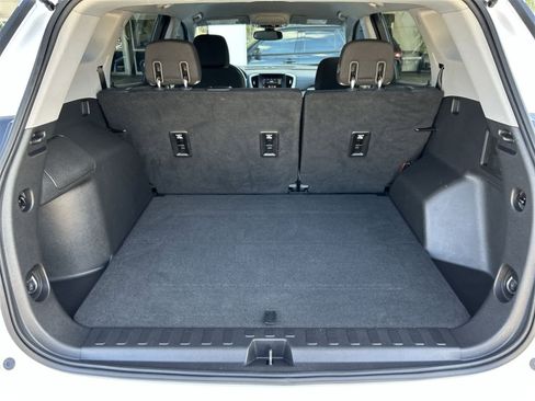 Used 2019 GMC Terrain SLE image 19