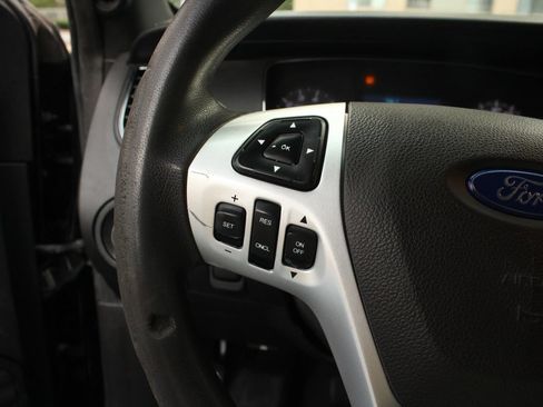 Used 2015 Ford Taurus Police Interceptor FWD image 28