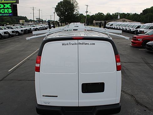 Used 2024 Chevrolet Express 2500 w/ Driver Convenience Package RWD image 24