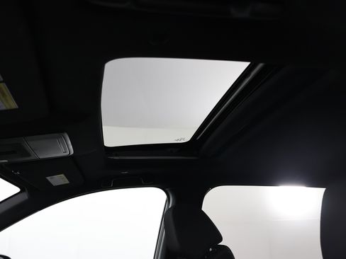 Certified 2025 Honda CR-V Sport image 38