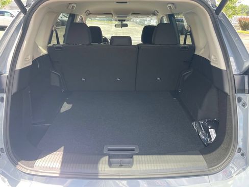 New 2026 Nissan Rogue SV w/ Cold Weather Package AWD/4WD image 21