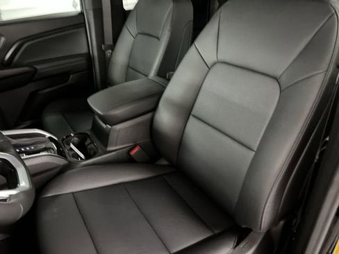 Certified 2024 Chevrolet Colorado LT w/ LT Convenience Package III image 19