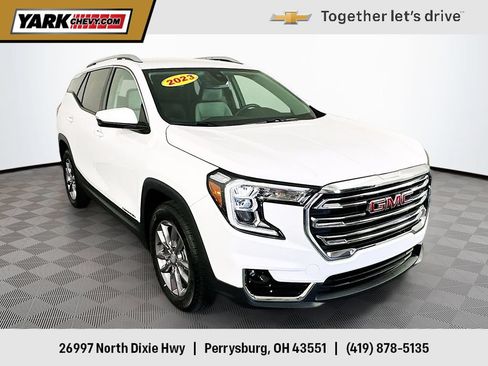 Certified 2023 GMC Terrain SLT FWD image 1
