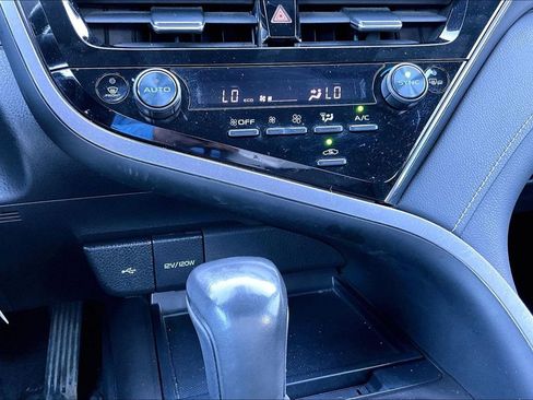Used 2023 Toyota Camry SE w/ Blackout Package (TMS) FWD image 15