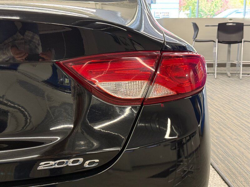 Used 2015 Chrysler 200 C FWD image 21
