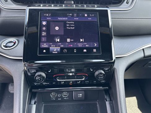 Certified 2025 Jeep Grand Cherokee Altitude AWD/4WD image 11