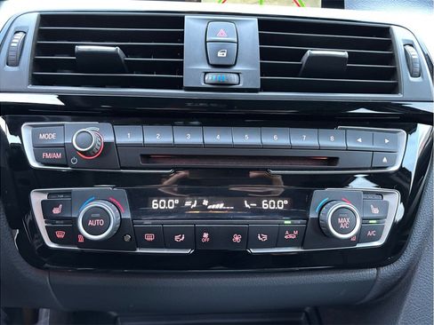 Used 2017 BMW 320i xDrive Sedan image 29