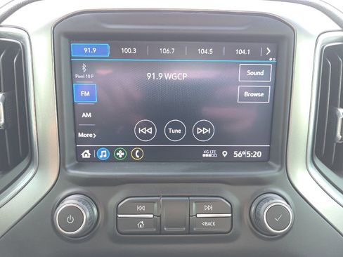 Used 2022 Chevrolet Silverado 2500 LT AWD/4WD image 25