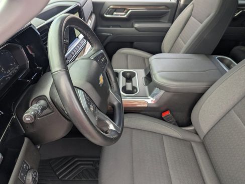 Used 2024 Chevrolet Silverado 2500 LT image 23