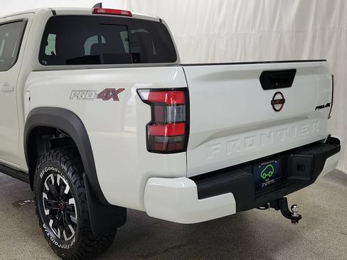 Used 2024 Nissan Frontier PRO-4X w/ Off-Road Protection Package AWD/4WD image 7