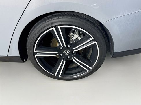 Used 2024 Honda Accord Sport image 36