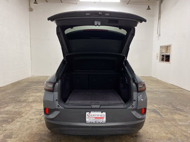 Used 2025 Volkswagen ID.4 Pro RWD image 9