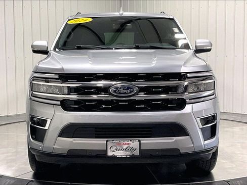 Used 2024 Ford Expedition Max Limited AWD/4WD image 2