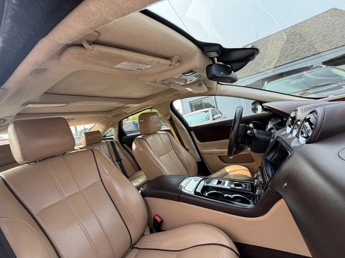 Used 2013 Jaguar XJ L Portfolio AWD/4WD image 29