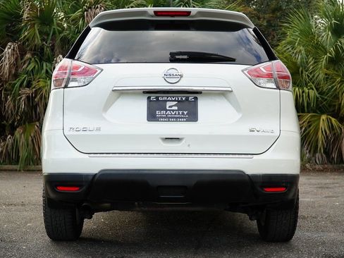 Used 2016 Nissan Rogue SV image 6