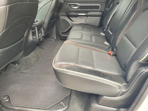 Used 2024 RAM 1500 Laramie image 10