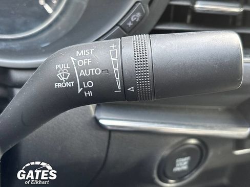 Used 2025 MAZDA MAZDA3 s FWD image 27