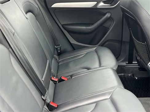 Used 2018 Audi Q3 2.0T Premium Plus w/ Premium Plus Package image 24