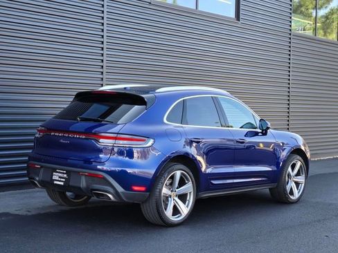 Used 2025 Porsche Macan image 7