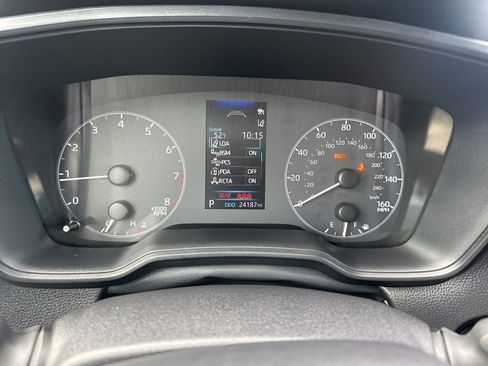 Used 2025 Toyota Corolla Cross LE image 20