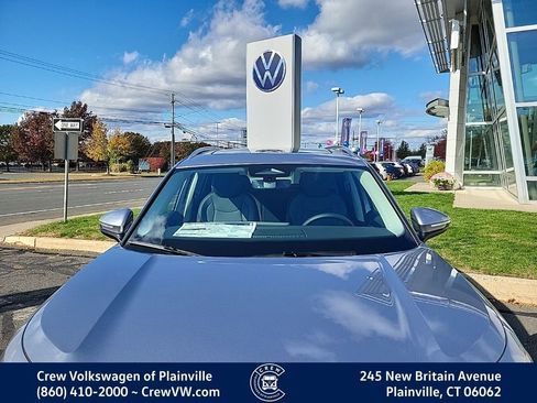 New 2026 Volkswagen Tiguan SE image 5