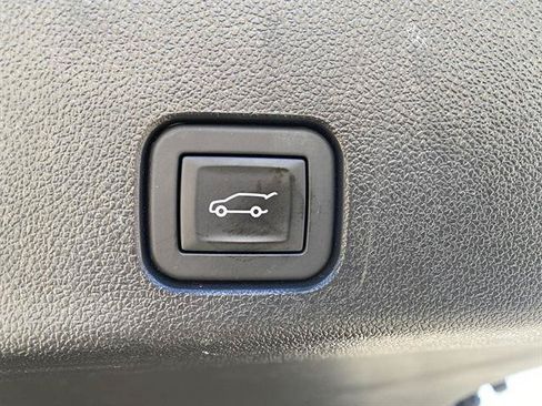 Used 2026 Chevrolet Traverse LT AWD/4WD image 49