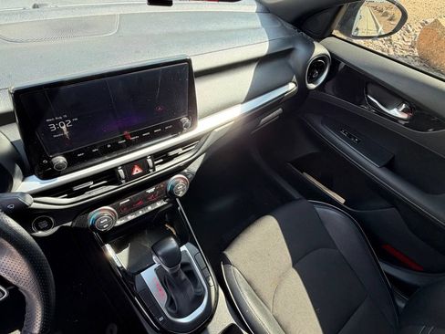 Used 2024 Kia Forte GT-Line FWD image 16