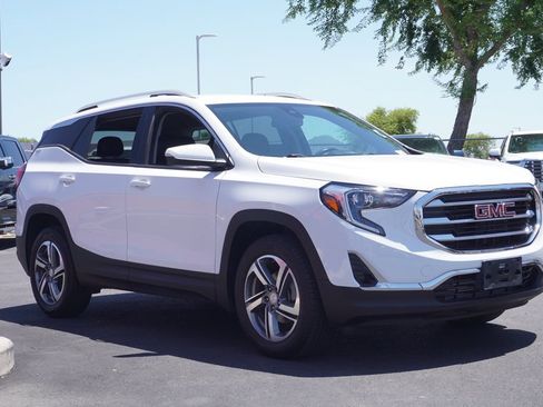 Certified 2021 GMC Terrain SLT AWD/4WD image 4